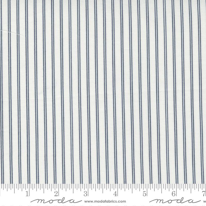 Nantucket Summer | Cream Navy