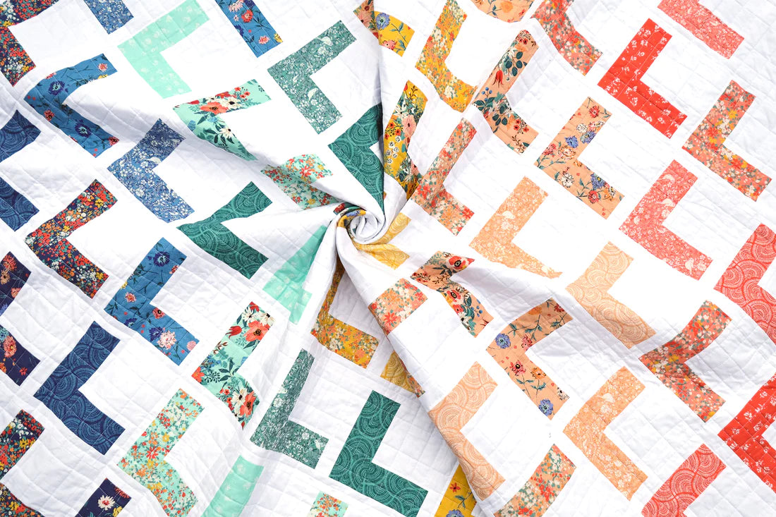 Kitchen Table Quilting - The Freya Quilt Pattern