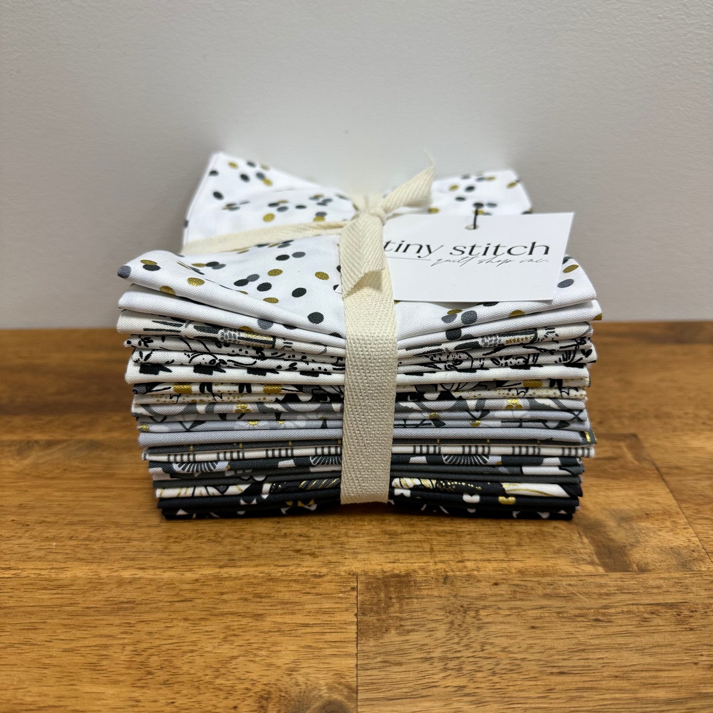 Early Twilight Fat Quarter Stack | 14 FQ