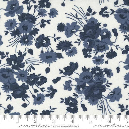 Nantucket Summer | Cream Navy