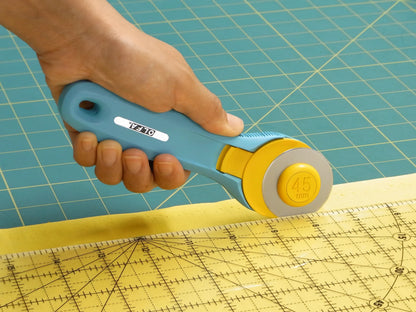 Olfa Splash 45mm Rotary Cutter | Aqua